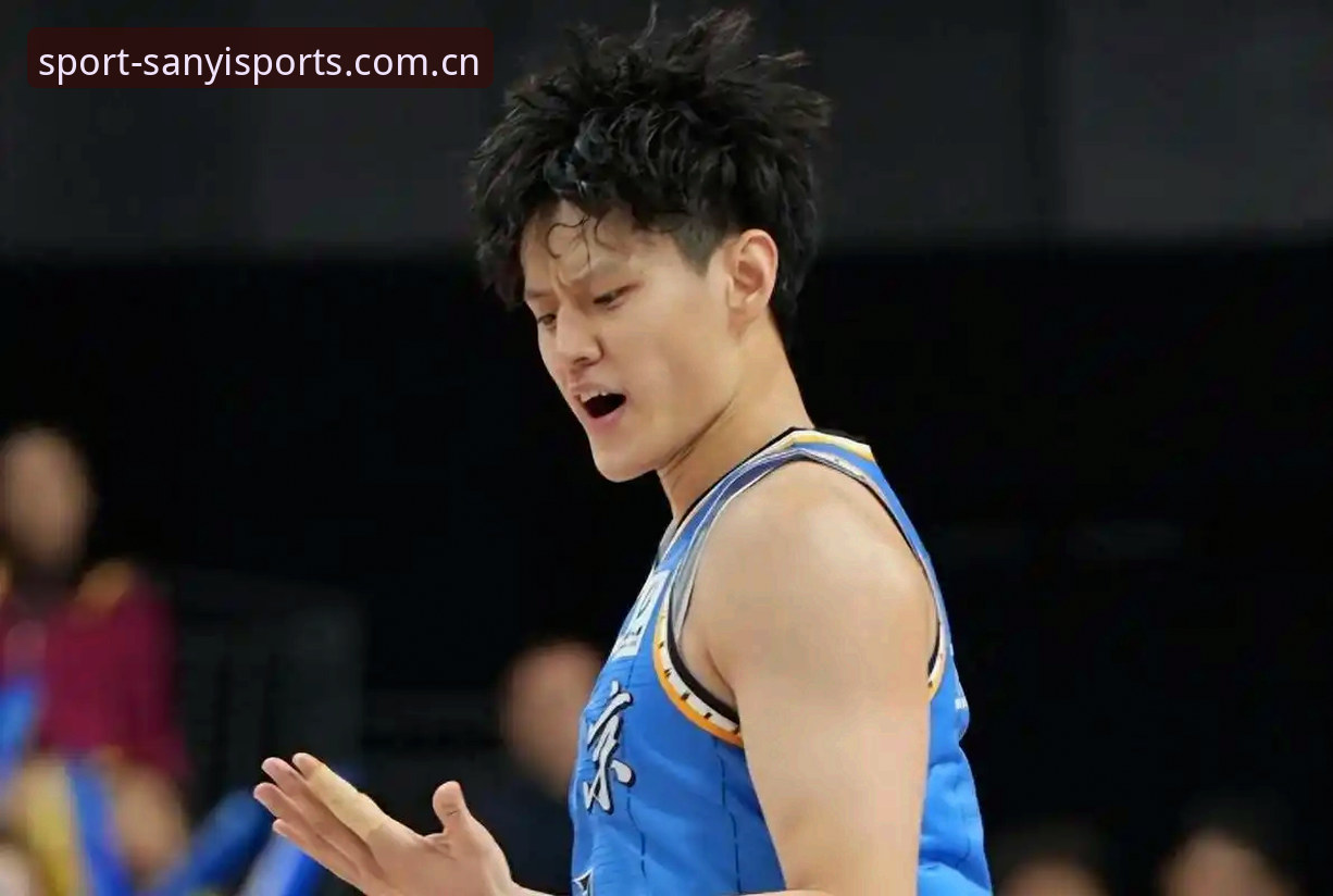 京沪大战G4前瞻：北京男篮绝境求变，后场配置与内线攻防成胜负手